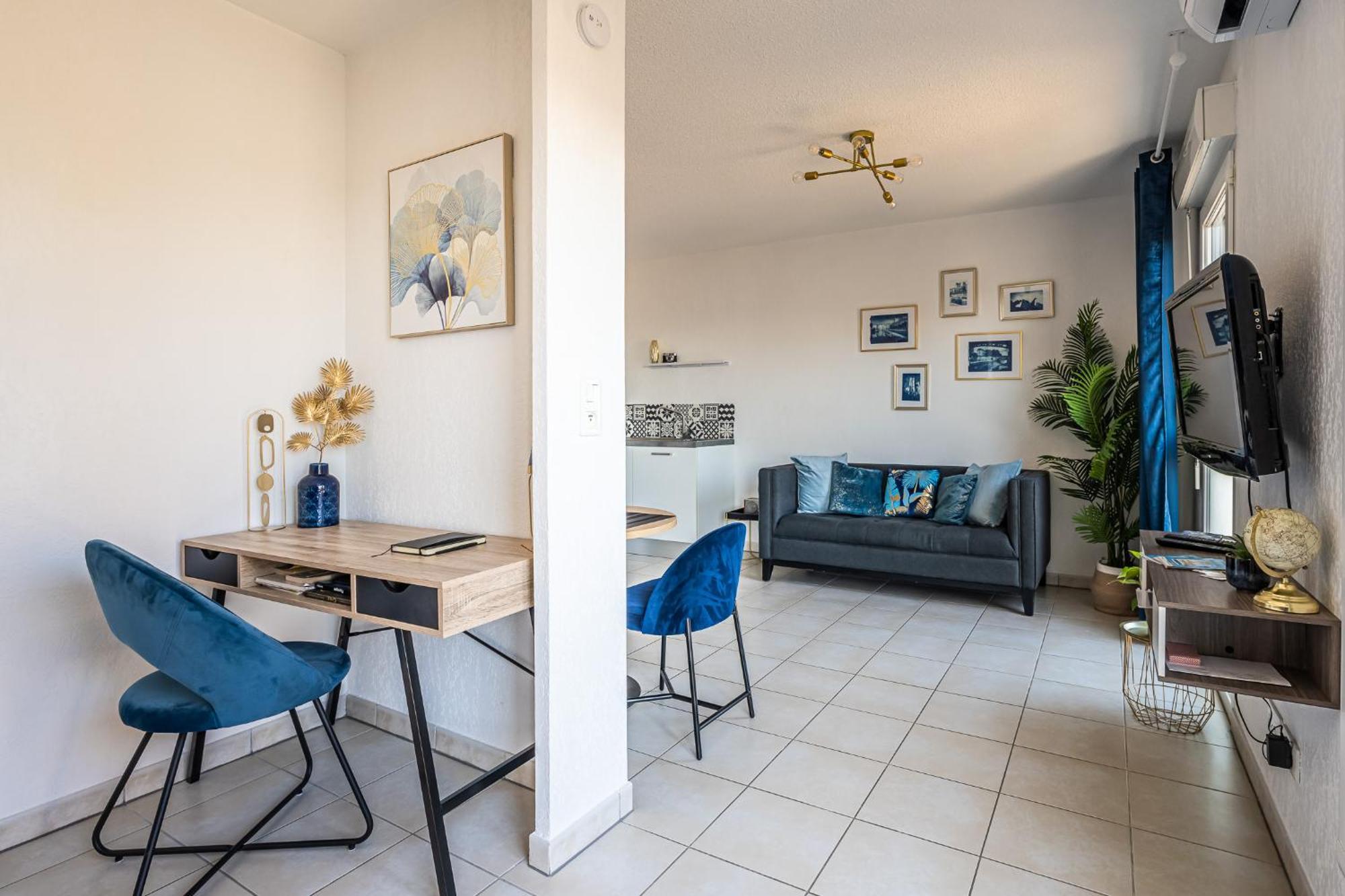 Appartement "Cote Canal", Terrasse , Climatisation , Parking Prive Нарбон Екстериор снимка