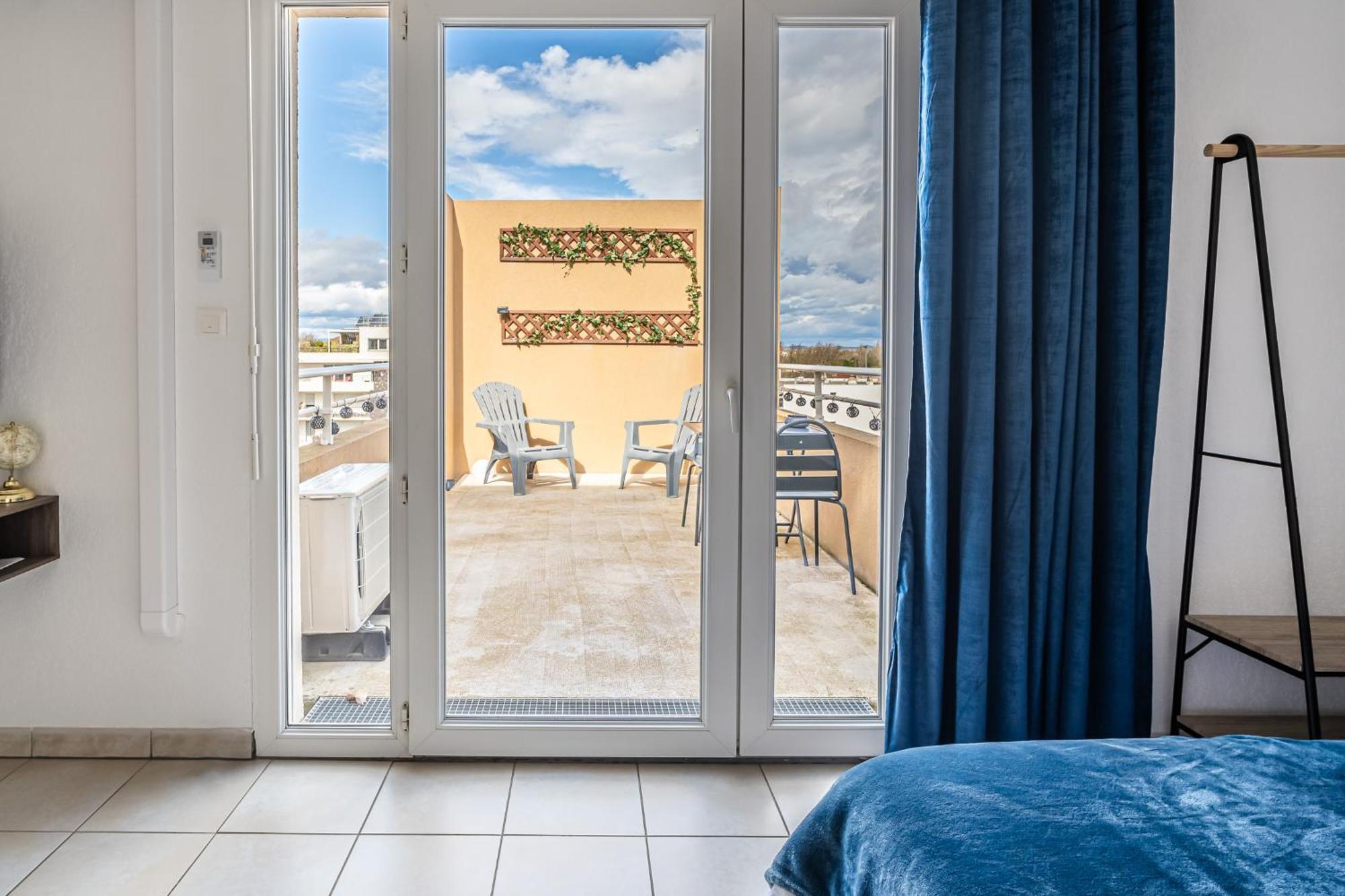 Appartement "Cote Canal", Terrasse , Climatisation , Parking Prive Нарбон Екстериор снимка